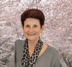 Debbie Glaydstein